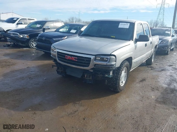 2007 GMC Sierra 1500 Classic SLE1 with VIN 2GTEC13Z971127468, listed as a IAAI auction lot 41526620 with NaN miles. Bid and sale history available at carsss.com. Image 9.