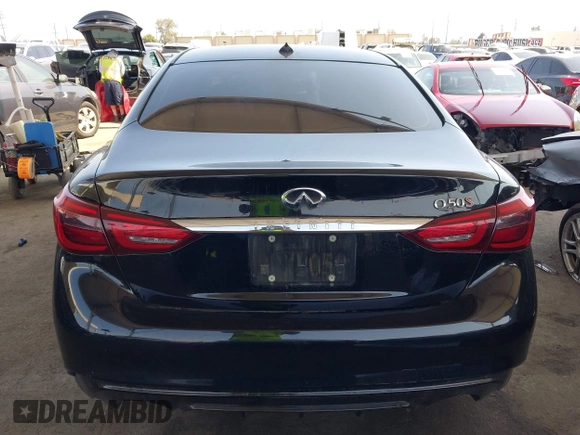 2018 Infiniti Q50 Luxe z VIN JN1EV7AP9JM353684, wystawiony jako IAAI lot #42444432 z przebiegiem 85 036 mil mil oraz . Historia ofert i sprzedaży dostępna na DreamBid. Obrazek 16.