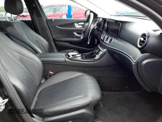 2017 Mercedes-Benz E-Class E 300 Luxury with VIN WDDZF4KBXHA151502, listed as a Copart auction lot 49721742 with 71,791 mi miles. Bid and sale history available at carsss.com. Image 5.