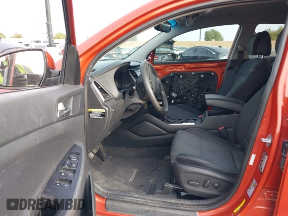 2016 Hyundai Tucson Sport with VIN KM8J33A20GU154428, listed as a IAAI auction lot 41722993 with 76,091 mi miles. Bid and sale history available at carsss.com. Image 5.