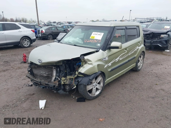 2011 Kia Soul + with VIN KNDJT2A23B7270227, listed as a IAAI auction lot 42007802 with 87,768 mi miles. Bid and sale history available at carsss.com. Image 2.