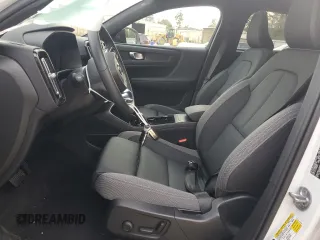 2023 Volvo C40 Recharge Pure Electric Core with VIN YV4ED3GK9P2043864, listed as a Copart auction lot 43547435 with 10,921 mi miles and Salvage Title. Bid and sale history available at carsss.com. Image 7.