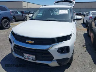 2023 Chevrolet TrailBlazer LT with VIN KL79MRSL5PB190333, listed as a IAAI auction lot 42040673 with 43,209 mi miles and . Bid and sale history available at DreamBid. Image 13.