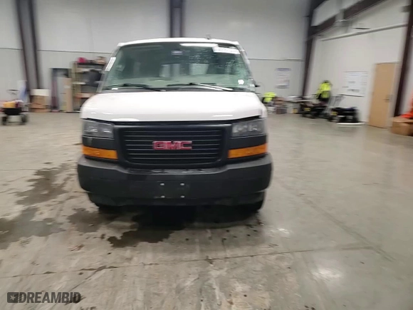 2022 GMC Savana Cargo Van with VIN 1GTW7AFP3N1290963, listed as a Copart auction lot 45167374 with 43,924 mi miles and Salvage Title. Bid and sale history available at carsss.com. Image 11.