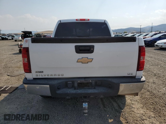 2008 Chevrolet Silverado 1500 LTZ with VIN 3GCEK13358G156988, listed as a Copart auction lot 69715674 with 208,228 mi miles and Clean Title. Bid and sale history available at DreamBid. Image 6.