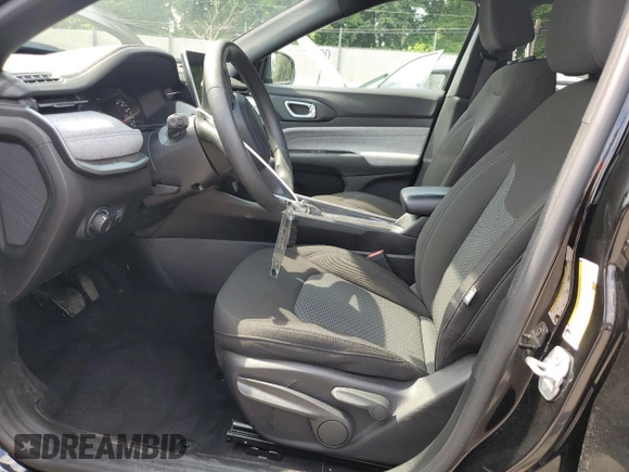 2023 Jeep Compass Sport с VIN 3C4NJDAN8PT511036, выставлен на аукционе Copart как лот 61791925 с пробегом 11 931 миль миль и Списание • Salvage title. История ставок и продаж доступна на DreamBid. Изображение 7.