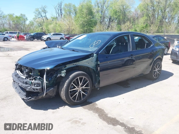 2021 Toyota Camry SE Nightshade with VIN 4T1G11AK3MU462290, listed as a IAAI auction lot 42033207 with 111,163 mi miles and . Bid and sale history available at DreamBid. Image 18.