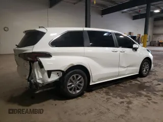 2024 Toyota Sienna LE with VIN 5TDKSKFC8RS111034, listed as a Copart auction lot 73759094 with 0 mi miles and Salvage Title. Bid and sale history available at carsss.com. Image 3.