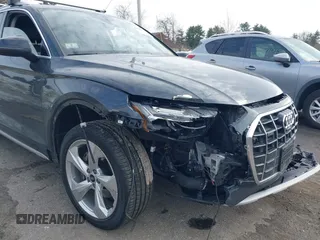 2021 Audi Q5 Prestige with VIN WA1CAAFY5M2050748, listed as a IAAI auction lot 41704470 with 55,162 mi miles. Bid and sale history available at carsss.com. Image 6.