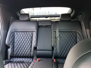 2023 Genesis GV60 Performance z VIN KMUKEDTB7PU011754, wystawiony jako Copart lot #39865424 z przebiegiem 5915 mil mil oraz . Historia ofert i sprzedaży dostępna na DreamBid. Obrazek 10.