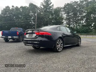 2016 Jaguar XF S with VIN SAJBM4BV0GCY13846, listed as a Copart auction lot 80396964 with 104,657 mi miles and Clean Title. Bid and sale history available at carsss.com. Image 3.