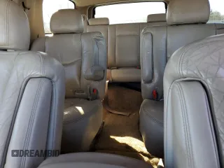 2003 Chevrolet Suburban LT with VIN 1GNEC16Z93J235334, listed as a Copart auction lot 87717995 with 299,627 mi miles and Salvage Title. Bid and sale history available at carsss.com. Image 10.
