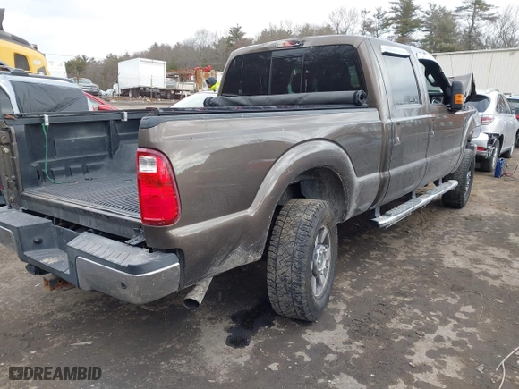 2016 Ford Super Duty F-250 SRW Lariat with VIN 1FT7W2B67GEA79674, listed as a IAAI auction lot 41420351 with 136,409 mi miles. Bid and sale history available at carsss.com. Image 4.