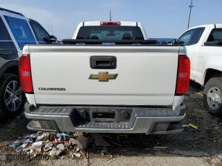 2018 Chevrolet Colorado 4WD Work Truck with VIN 1GCHTBEA9J1271173, listed as a Copart auction lot 50729355 with 195,750 mi miles and Clean Title. Bid and sale history available at carsss.com. Image 6.