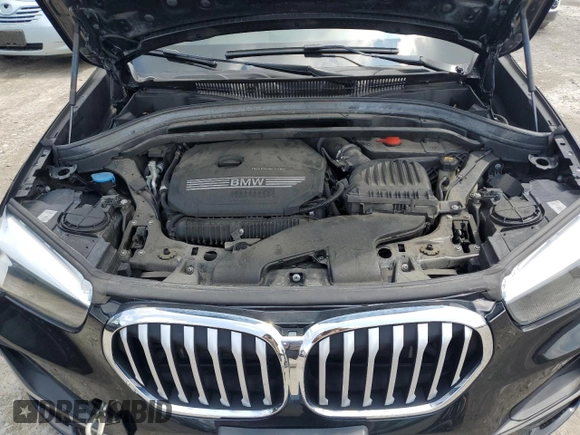 2020 BMW X1 xDrive28i z VIN WBXJG9C08L5P21466, wystawiony jako Copart lot #61664675 z przebiegiem 54 176 mil mil oraz Szkoda całkowita • Salvage title. Historia ofert i sprzedaży dostępna na DreamBid. Obrazek 12.