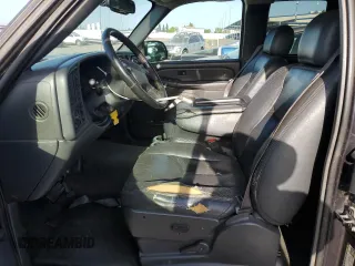 2004 GMC Sierra 1500 SLE z VIN 2GTEK19T941212036, wystawiony jako Copart lot #53892735 z przebiegiem Nie podano mil oraz Szkoda całkowita • Salvage title. Historia ofert i sprzedaży dostępna na DreamBid. Obrazek 7.