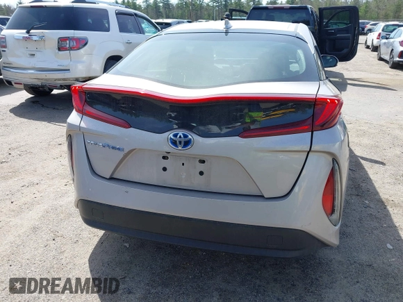 2018 Toyota Prius Plus with VIN JTDKARFP5J3091877, listed as a IAAI auction lot 42129355 with 48,736 mi miles and . Bid and sale history available at DreamBid. Image 16.