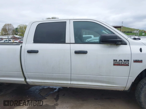 2015 Ram 2500 Tradesman с VIN 3C6TR5HTXFG695405, выставлен на аукционе IAAI как лот 42051190 с пробегом 144 503 миль миль и . История ставок и продаж доступна на DreamBid. Изображение 13.