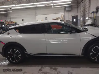 2022 Kia EV6 Wind with VIN KNDC3DLC5N5088331, listed as a IAAI auction lot 41683097 with 37,380 mi miles. Bid and sale history available at carsss.com. Image 14.