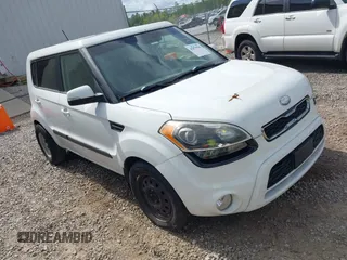 2013 Kia Soul ! with VIN KNDJT2A6XD7584849, listed as a IAAI auction lot 42079505 with 1 mi miles. Bid and sale history available at carsss.com. Image 1.