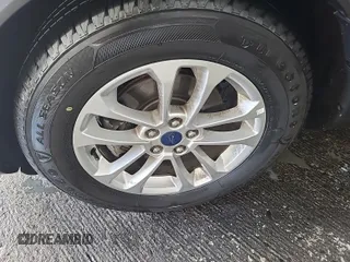 2022 Ford Escape SE с VIN 1FMCU0G63NUA45439, выставлен на аукционе IAAI как лот 42556163 с пробегом 76 088 миль миль и . История ставок и продаж доступна на DreamBid. Изображение 10.