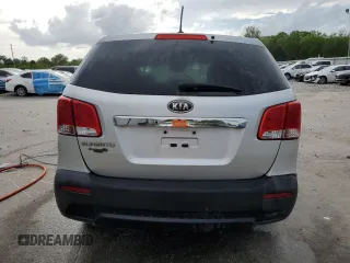 2012 Kia Sorento LX with VIN 5XYKT3A11CG231965, listed as a Copart auction lot 52012875 with 271,965 mi miles and Salvage Title. Bid and sale history available at carsss.com. Image 6.