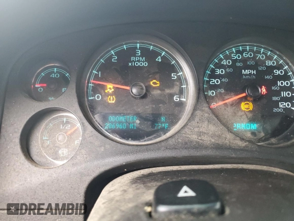 2013 Chevrolet Suburban LS with VIN 1GNSKHE75DR364141, listed as a Copart auction lot 74441114 with 286,960 mi miles and Salvage Title. Bid and sale history available at carsss.com. Image 9.