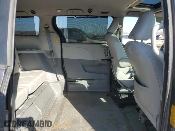 2014 Toyota Sienna XLE with VIN 5TDYK3DC5ES431148, listed as a Copart auction lot 43571065 with 82,854 mi miles and Salvage Title. Bid and sale history available at carsss.com. Image 11.