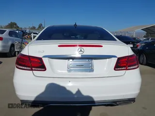 2014 Mercedes-Benz E-Class E 350 with VIN WDDKJ5KB0EF253962, listed as a IAAI auction lot 41013329 with 75,731 mi miles. Bid and sale history available at carsss.com. Image 16.