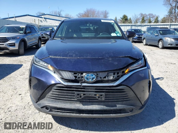 2021 Toyota Venza LE with VIN JTEAAAAHXMJ029299, listed as a Copart auction lot 50992295 with 234,216 mi miles and Salvage Title. Bid and sale history available at carsss.com. Image 5.