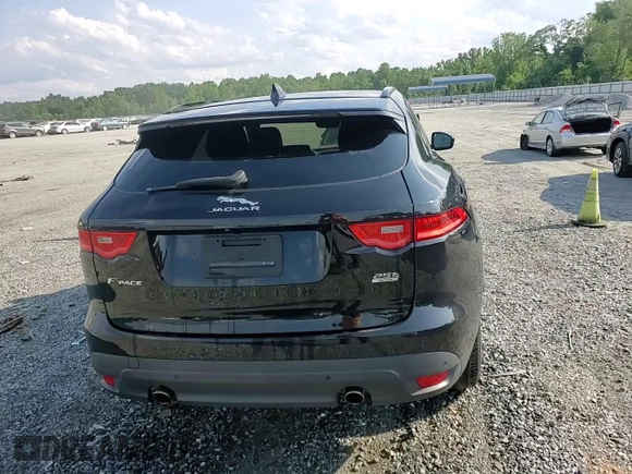2019 Jaguar F-Pace 25t Premium with VIN SADCJ2FX7KA364427, listed as a Copart auction lot 60500645 with 80,681 mi miles and Salvage title. Bid and sale history available at DreamBid. Image 13.