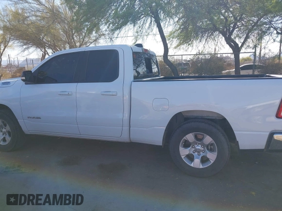 2022 Ram 1500 Big Horn z VIN 1C6RREBT6NN274404, wystawiony jako IAAI lot #42086856 z przebiegiem 66 000 mil mil oraz . Historia ofert i sprzedaży dostępna na DreamBid. Obrazek 15.