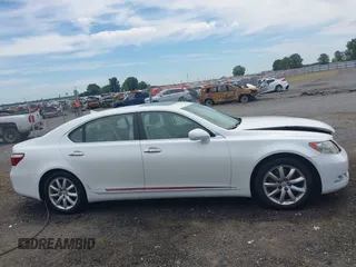 2007 Lexus LS 460 L with VIN JTHGL46F275003065, listed as a IAAI auction lot 42620085 with 238,634 mi miles and . Bid and sale history available at DreamBid. Image 13.