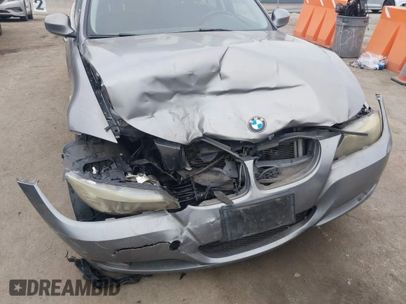 2011 BMW 3 Series 328i with VIN WBAPH5G54BNM76826, listed as a IAAI auction lot 42282906 with Not provided miles and . Bid and sale history available at DreamBid. Image 6.