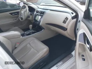 2015 Nissan Altima SL with VIN 1N4BL3AP0FC141421, listed as a IAAI auction lot 40999595 with 175,437 mi miles and . Bid and sale history available at DreamBid. Image 5.