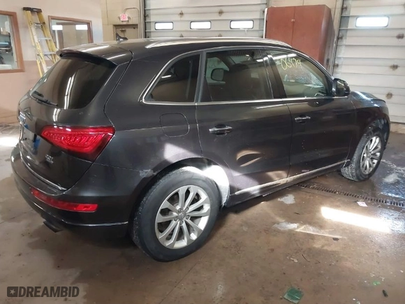 2016 Audi Q5 Premium with VIN WA1C2AFP4GA120481, listed as a IAAI auction lot 41506474 with 130,424 mi miles. Bid and sale history available at carsss.com. Image 4.