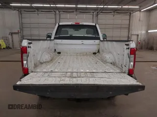 2018 Ford F-250 XL с VIN 1FTBF2B60JEC58138, выставлен на аукционе IAAI как лот 42381429 с пробегом 188 052 миль миль и . История ставок и продаж доступна на DreamBid. Изображение 17.