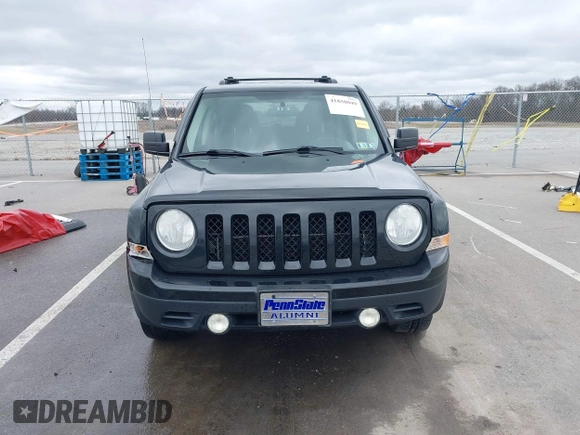 2014 Jeep Patriot Sport with VIN 1C4NJRBB4ED534026, listed as a IAAI auction lot 41850049 with 178,989 mi miles. Bid and sale history available at carsss.com. Image 12.