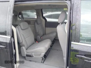 2008 Chrysler Town & Country Touring with VIN 2A8HR54P58R782612, listed as a IAAI auction lot 42184990 with 160,777 mi miles and . Bid and sale history available at carsss.com. Image 8.