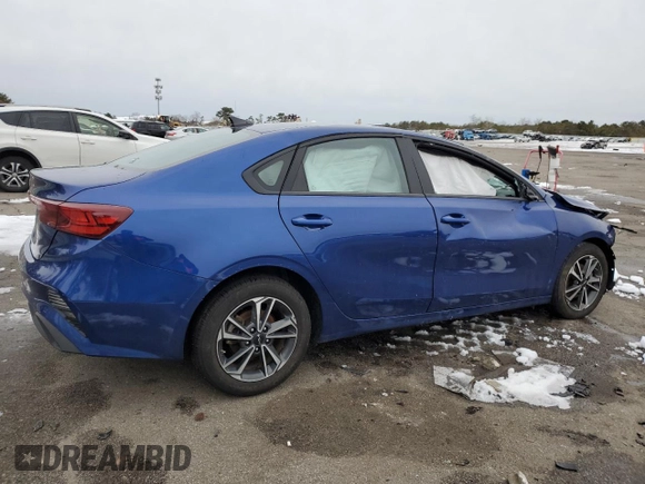 2024 Kia Forte LXS with VIN 3KPF24ADXRE699901, listed as a Copart auction lot 44396105 with 17,017 mi miles and Non Repairable. Bid and sale history available at carsss.com. Image 3.