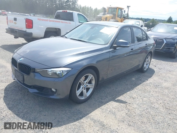 2014 BMW 3 Series 328i xDrive с VIN WBA3B5C5XEP652003, выставлен на аукционе IAAI как лот 42599798 с пробегом 117 649 миль миль и . История ставок и продаж доступна на DreamBid. Изображение 2.