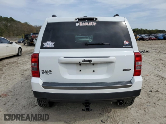 2017 Jeep Patriot Sport SE z VIN 1C4NJRBB1HD167915, wystawiony jako Copart lot #52295385 z przebiegiem 142 735 mil mil oraz Szkoda całkowita • Salvage title. Historia ofert i sprzedaży dostępna na DreamBid. Obrazek 6.