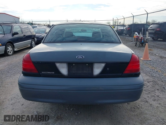 2007 Ford Police Interceptor z VIN 2FAFP71W37X112195, wystawiony jako IAAI lot #41695226 z przebiegiem 140 188 mil mil oraz . Historia ofert i sprzedaży dostępna na DreamBid. Obrazek 16.