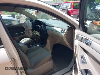 2006 Chrysler Pacifica z VIN 2A4GM48486R610996, wystawiony jako IAAI lot #42233345 z przebiegiem Nie podano mil oraz . Historia ofert i sprzedaży dostępna na DreamBid. Obrazek 5.