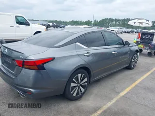 2019 Nissan Altima SV with VIN 1N4BL4DV4KC205891, listed as a IAAI auction lot 42414475 with 60,462 mi miles and . Bid and sale history available at DreamBid. Image 4.
