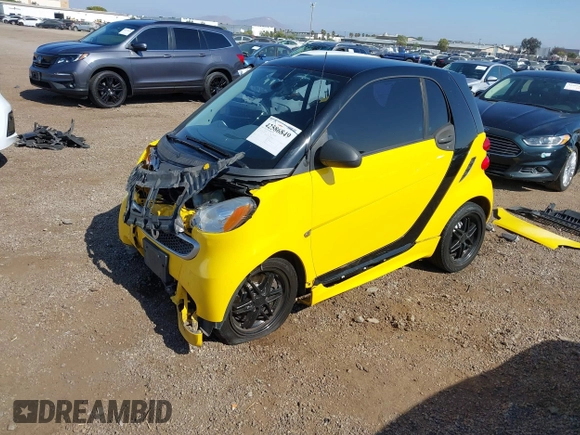 2015 Smart fortwo Passion с VIN WMEEJ3BA4FK807372, выставлен на аукционе IAAI как лот 42586849 с пробегом 229 904 миль миль и . История ставок и продаж доступна на DreamBid. Изображение 2.