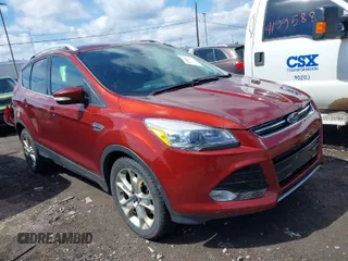 2015 Ford Escape Titanium with VIN 1FMCU0JX8FUA89049, listed as a IAAI auction lot 41988611 with 277,003 mi miles. Bid and sale history available at carsss.com. Image 1.