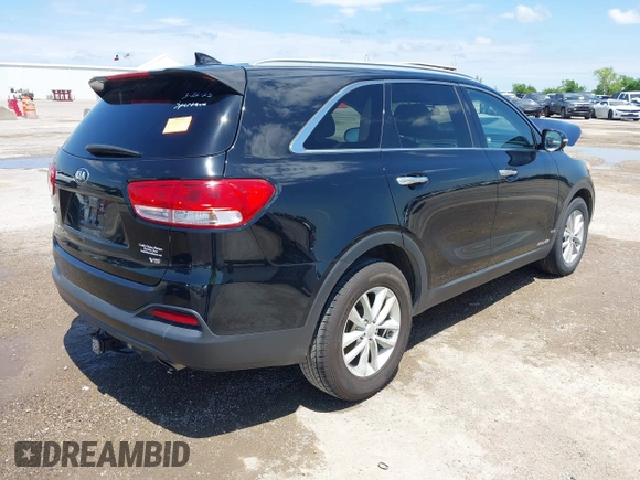 2016 Kia Sorento LX with VIN 5XYPGDA50GG012567, listed as a IAAI auction lot 42074624 with 107,605 mi miles and . Bid and sale history available at DreamBid. Image 4.