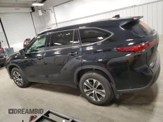 2021 Toyota Highlander XLE with VIN 5TDHZRBH0MS063991, listed as a Copart auction lot 52595065 with Not provided miles and Salvage title. Bid and sale history available at DreamBid. Image 2.