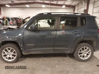 2020 Jeep Renegade Latitude with VIN ZACNJBBB0LPL29886, listed as a IAAI auction lot 41499830 with 61,029 mi miles and . Bid and sale history available at DreamBid. Image 14.